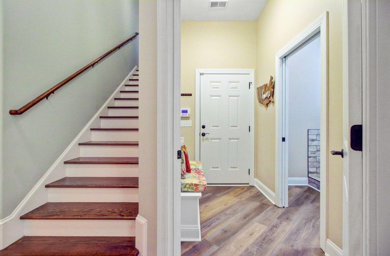 225 Ridge Road Ridgeville, SC 29472 - Photo 33 of 71 Staircase