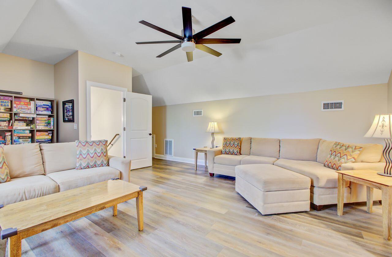 225 Ridge Road Ridgeville, SC 29472 - Photo 39 of 71 Bonsue Room