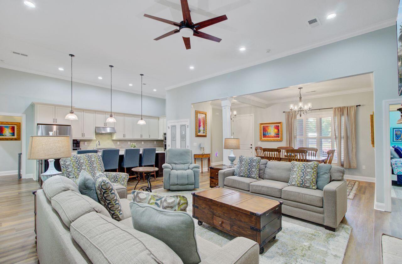225 Ridge Road Ridgeville, SC 29472 - Photo 9 of 71 Family Room