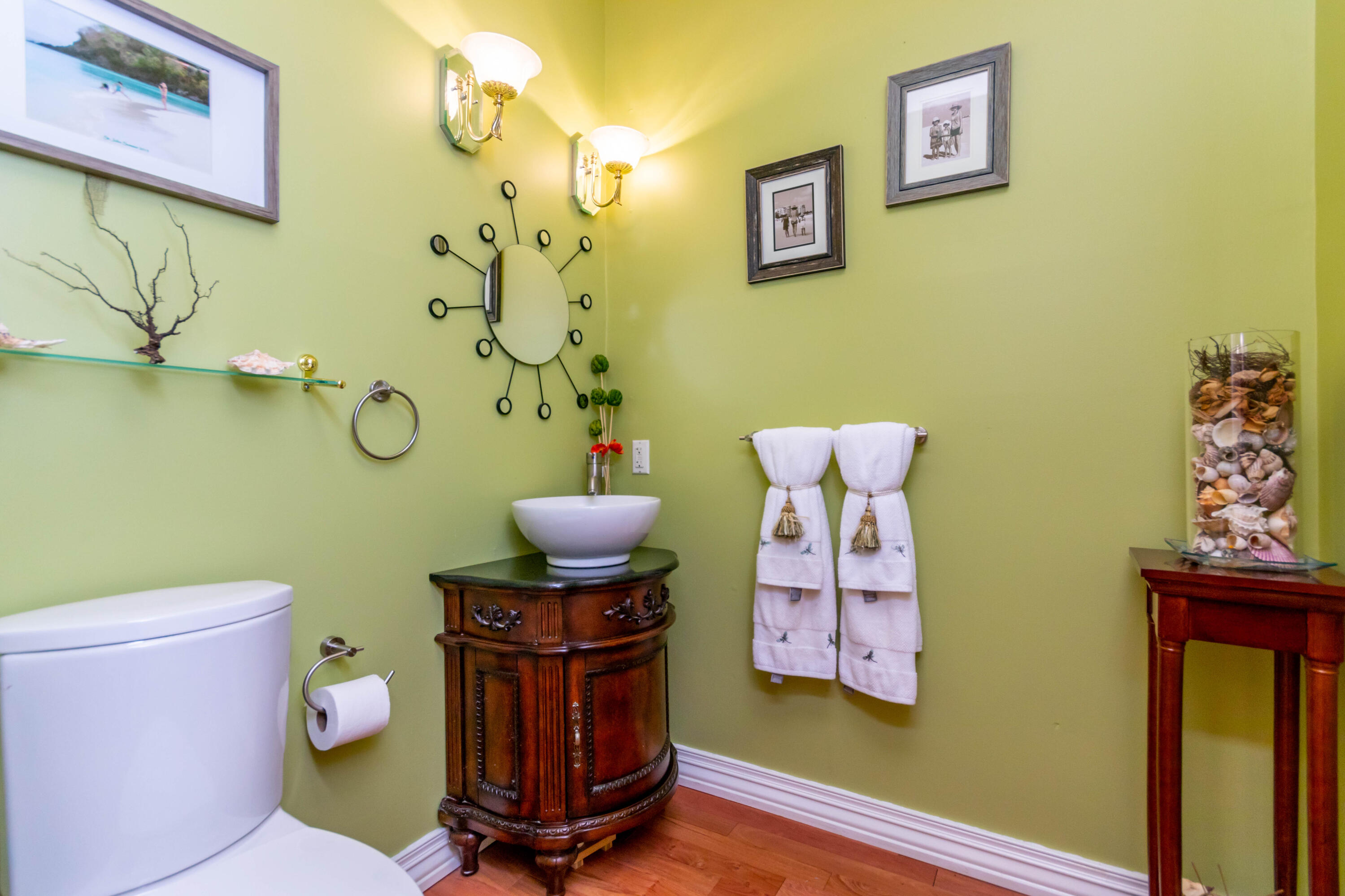 131 Bullivant Farm Road Marion, MA 02738 - Photo 14 of 36 1st floor half bath