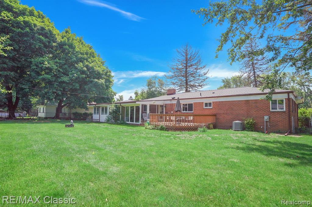 35192 Caryn Street Farmington Hills, MI 48331 - Photo 24 of 26