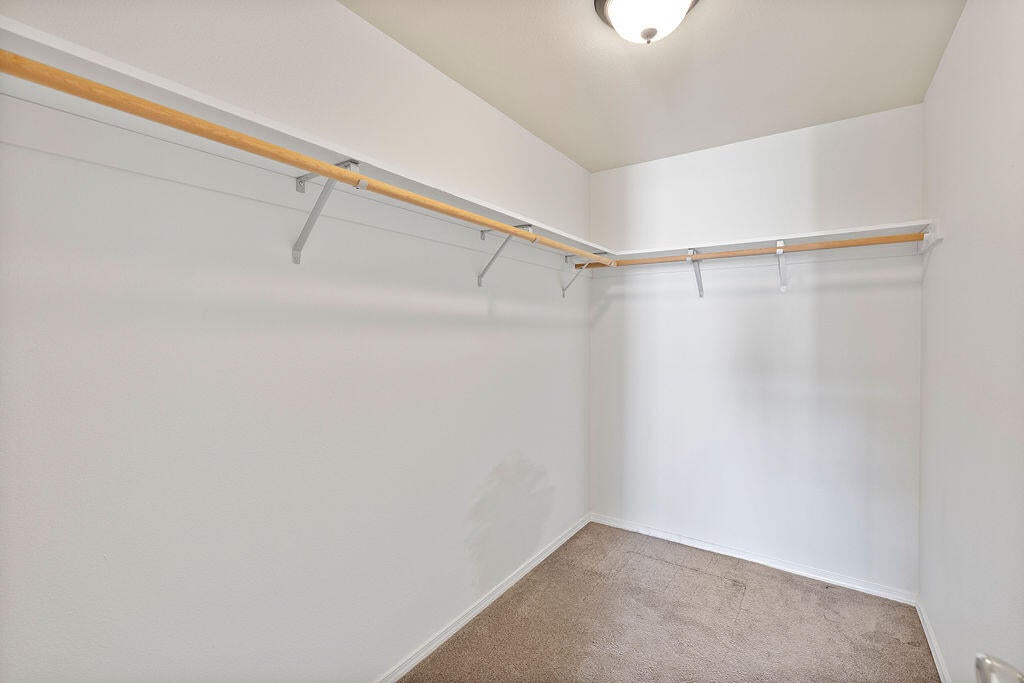 2240 Northeast Timberwolf Loop Prineville, OR 97754 - Photo 5 of 25 Primary Walk-in Closet