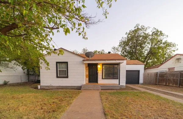 $129,000 | 1517 41st Street, Lubbock, TX 79412