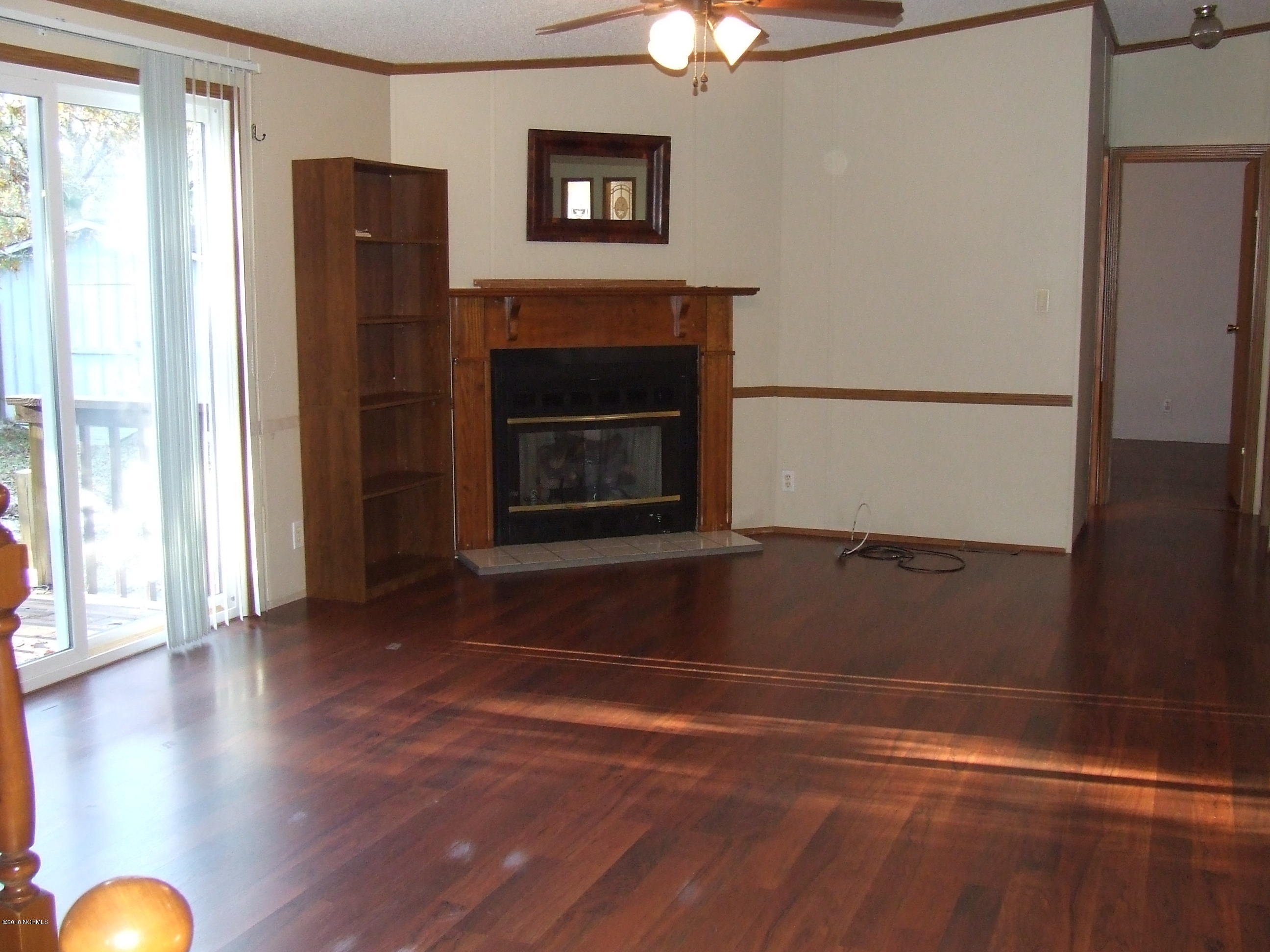 4714 Port Loop Road Southeast Southport, NC 28461 - Photo 11 of 39 4714 Port Loop Rd 014