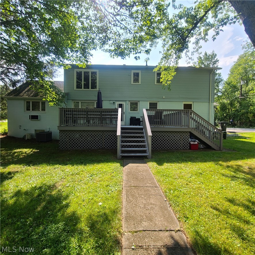 5929 Som Center Road Solon, OH 44139 - Photo 6 of 31 Deck & Rear of House