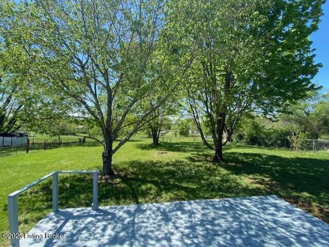120 Pea Ridge Road Frankfort, KY 40601 - Photo 47 of 52 Lower deck