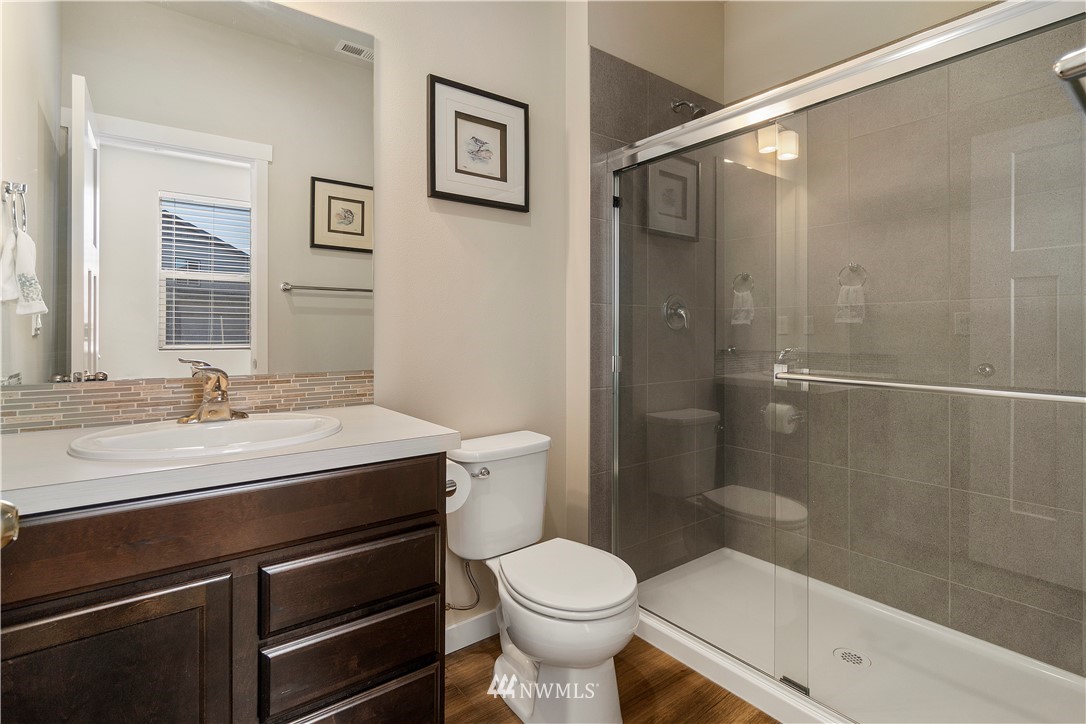2034 Mayes Road Southeast Lacey, WA 98503 - Photo 11 of 28 Gallery Image 11