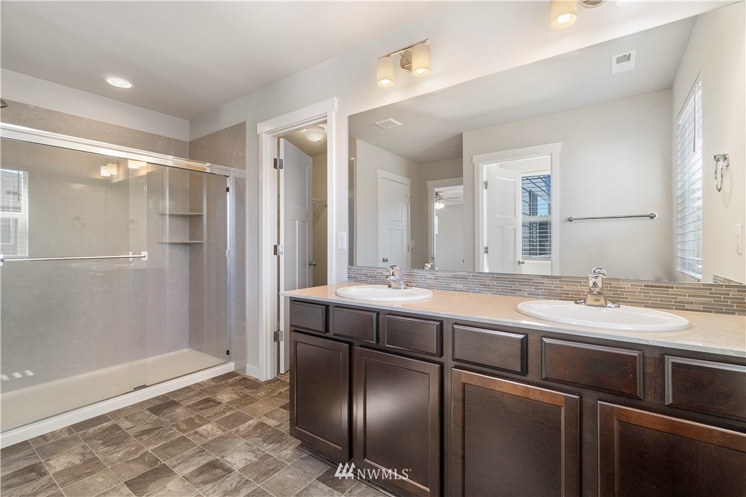 2034 Mayes Road Southeast Lacey, WA 98503 - Photo 21 of 28 Gallery Image 21