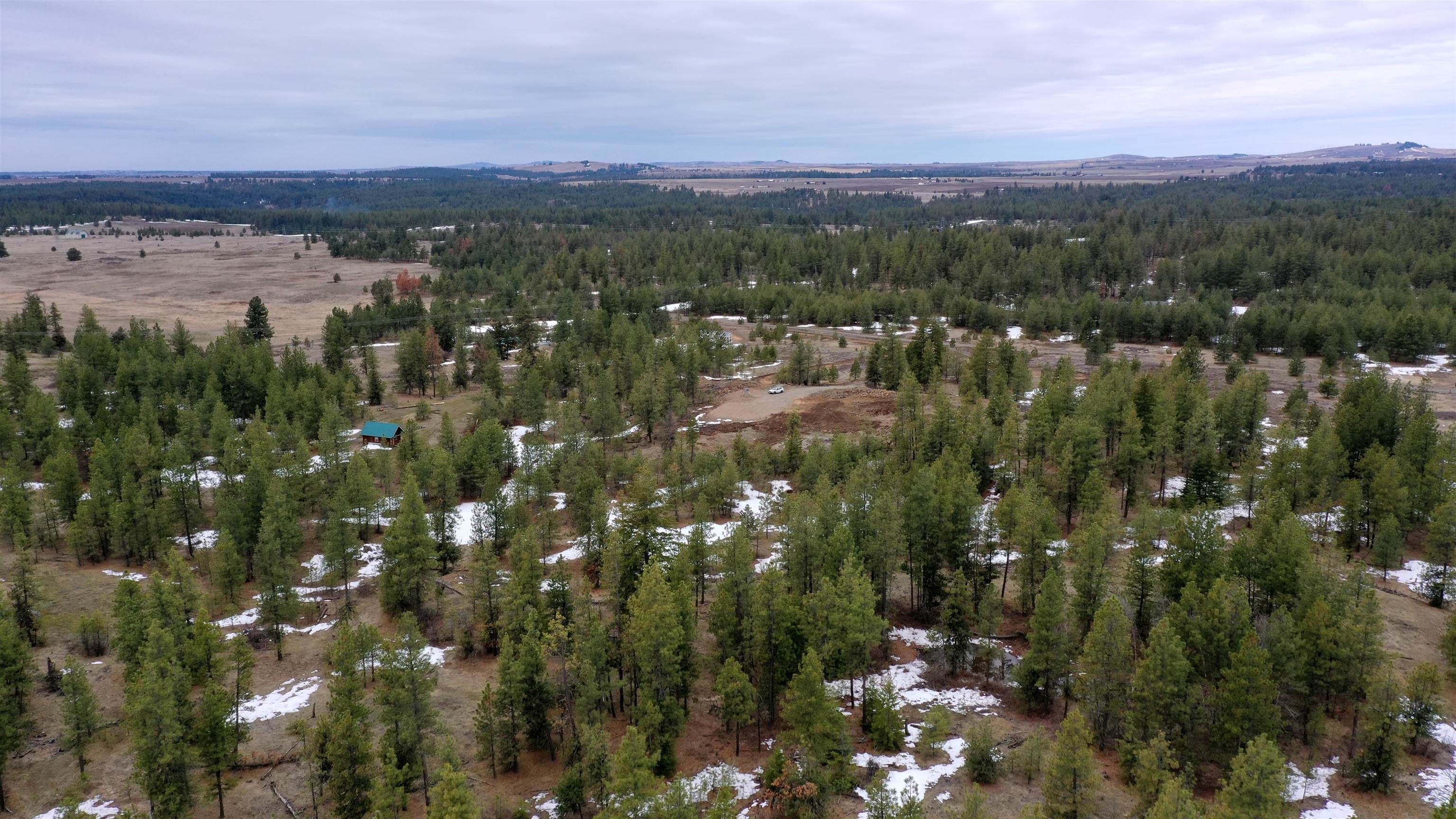 18324 West Burnett Road Nine Mile Falls, WA 99026 - Photo 23 of 34