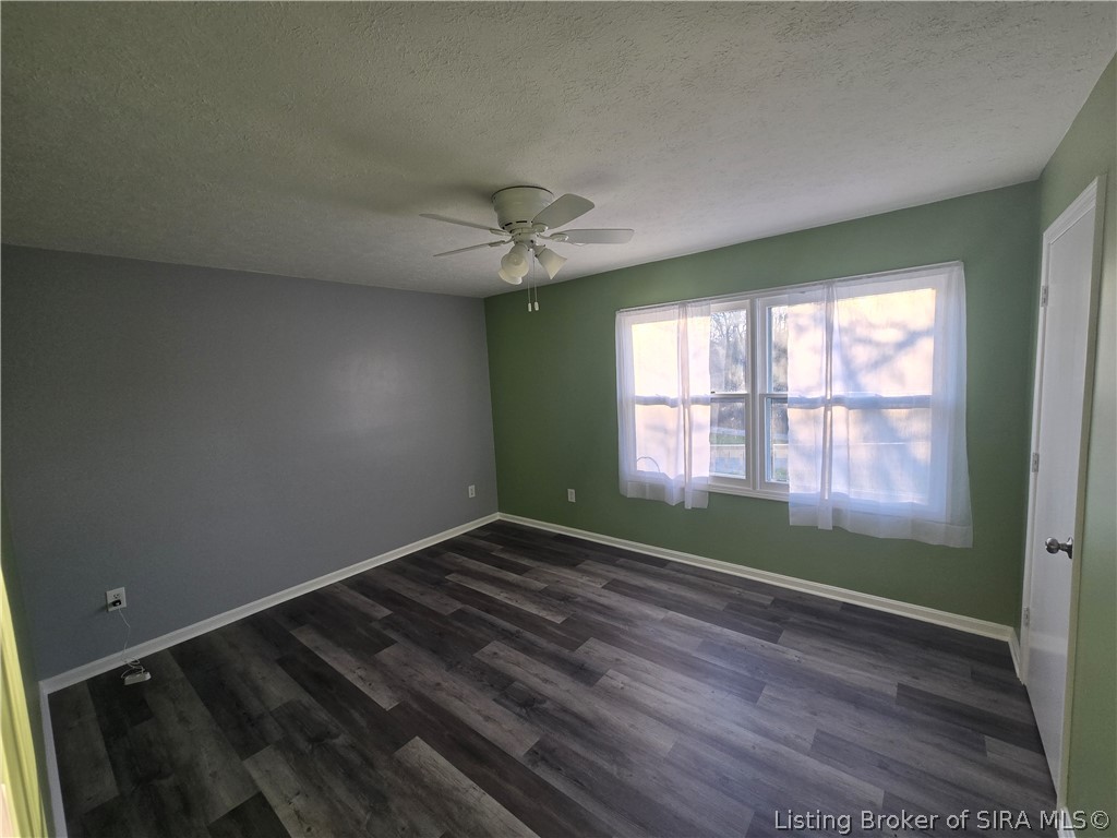 1990 South Pleasant Road Southeast Corydon, IN 47112 - Photo 17 of 21