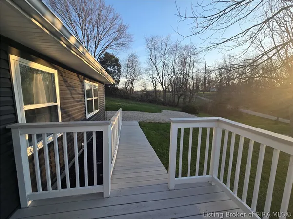 $259,500 | 1990 South Pleasant Road Southeast, Corydon, IN 47112