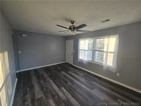 $259,500 | 1990 South Pleasant Road Southeast, Corydon, IN 47112