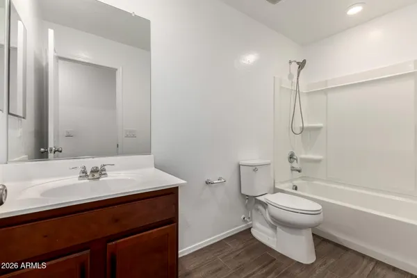 $454,900 | 5817 South 30th Glen, Phoenix, AZ 85041