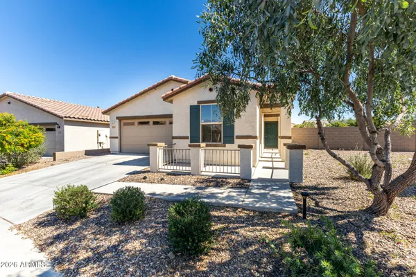 $454,900 | 5817 South 30th Glen, Phoenix, AZ 85041