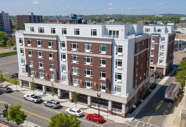 $999,999 | 2 Cliveden Street, Unit 601E, Quincy, MA 02169