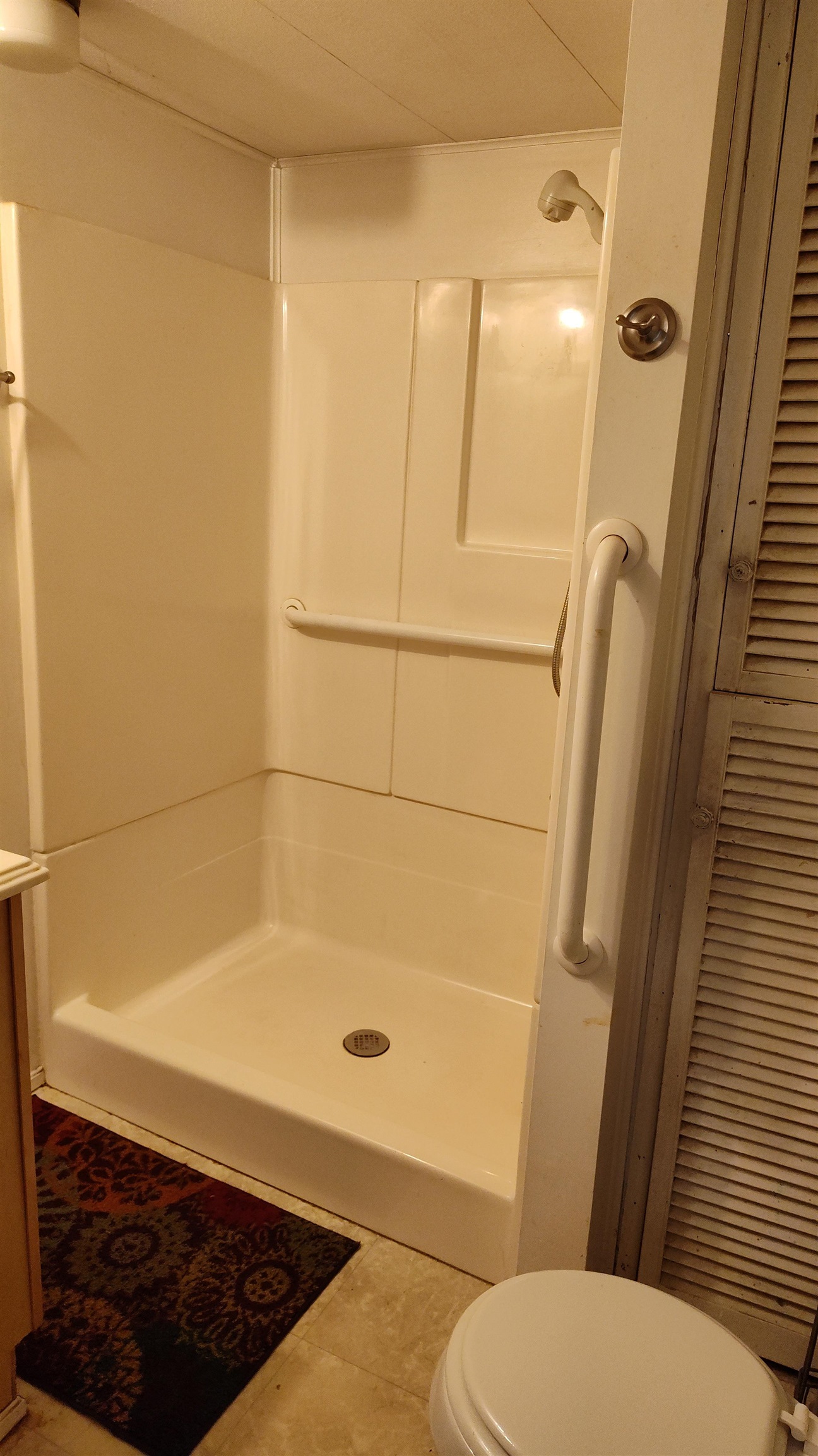 12 Knights Lane Epsom, NH 03234 - Photo 17 of 33