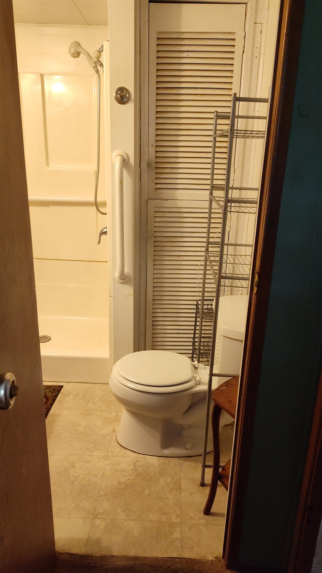 12 Knights Lane Epsom, NH 03234 - Photo 18 of 33