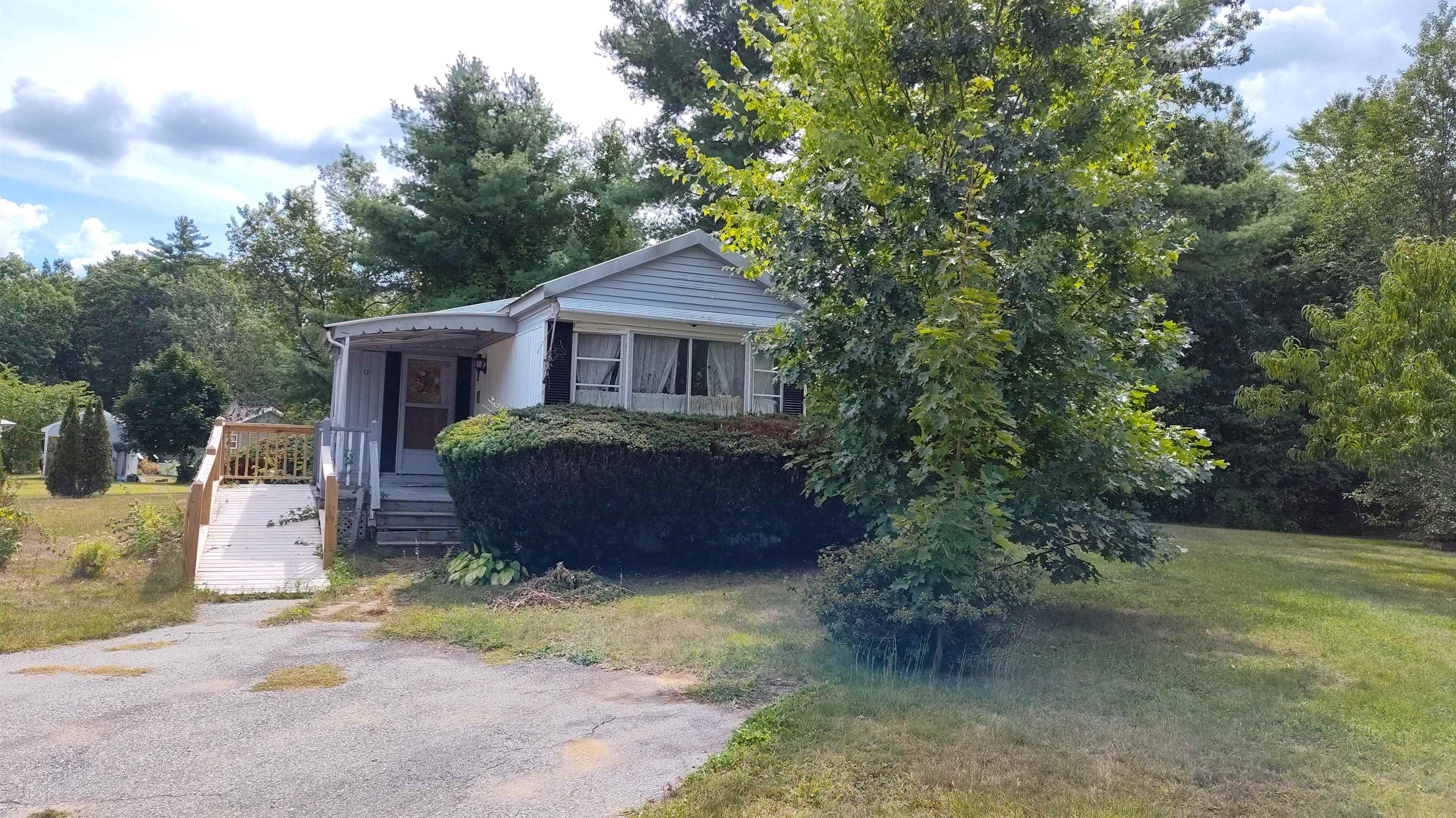 12 Knights Lane Epsom, NH 03234 - Photo 31 of 33