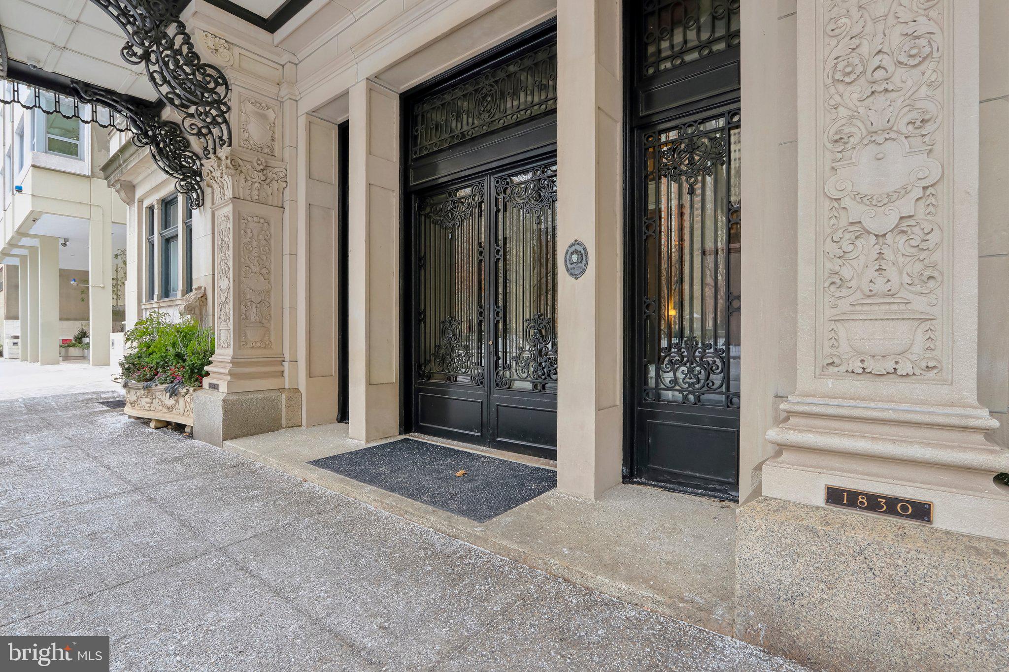 1830 Rittenhouse Square, Unit 2C Philadelphia, PA 19103 - Photo 3 of 34 Gallery Image 3