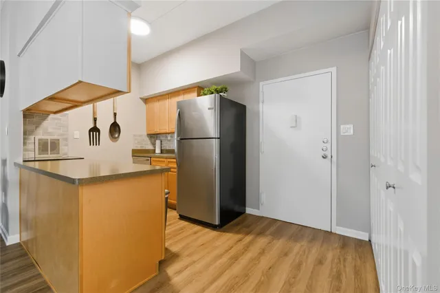 $399,000 | 725 Miller Avenue, Unit 111, Freeport, NY 11520