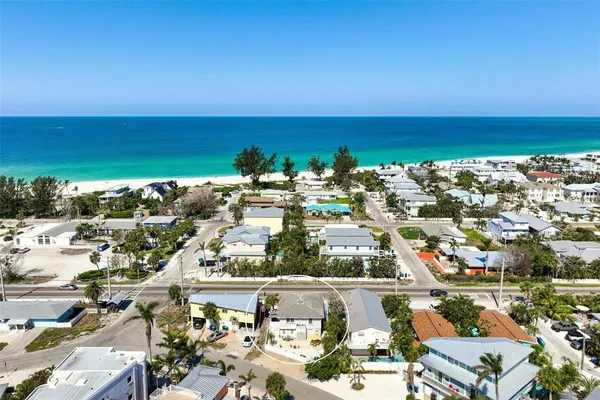 $919,000 | 4503 Gulf Drive, Unit A&B, Holmes Beach, FL 34217
