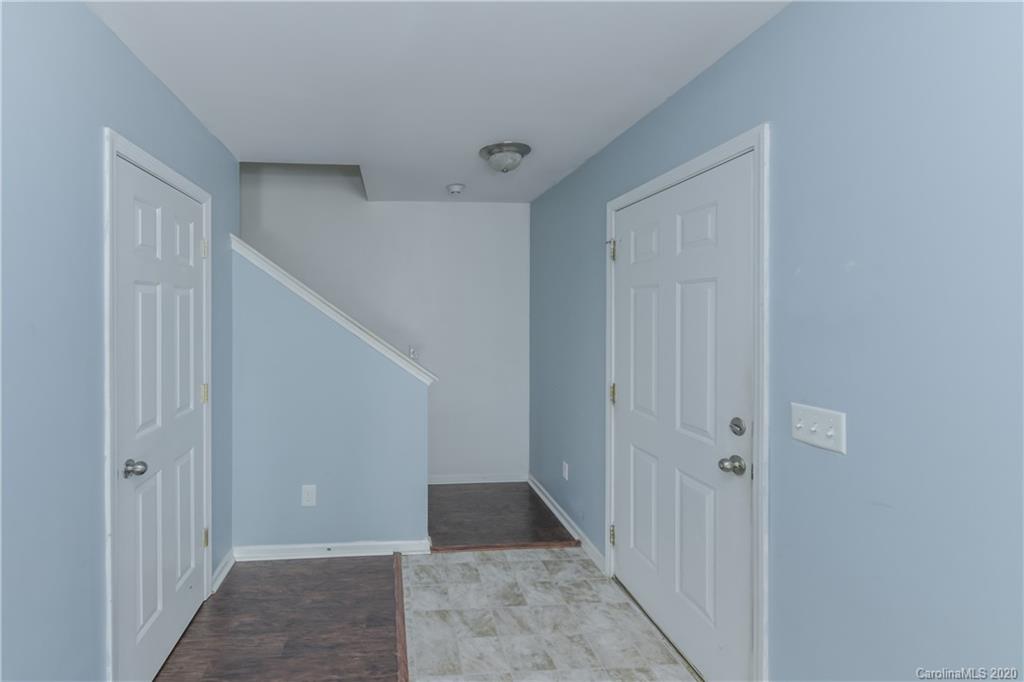 3906 Harris Houston Road Charlotte, NC 28262 - Photo 7 of 28