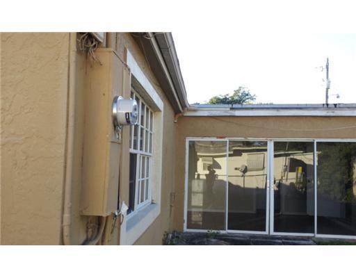 1141 South Ridge Road Lake Worth, FL 33462 - Photo 3 of 6 Additional Photo