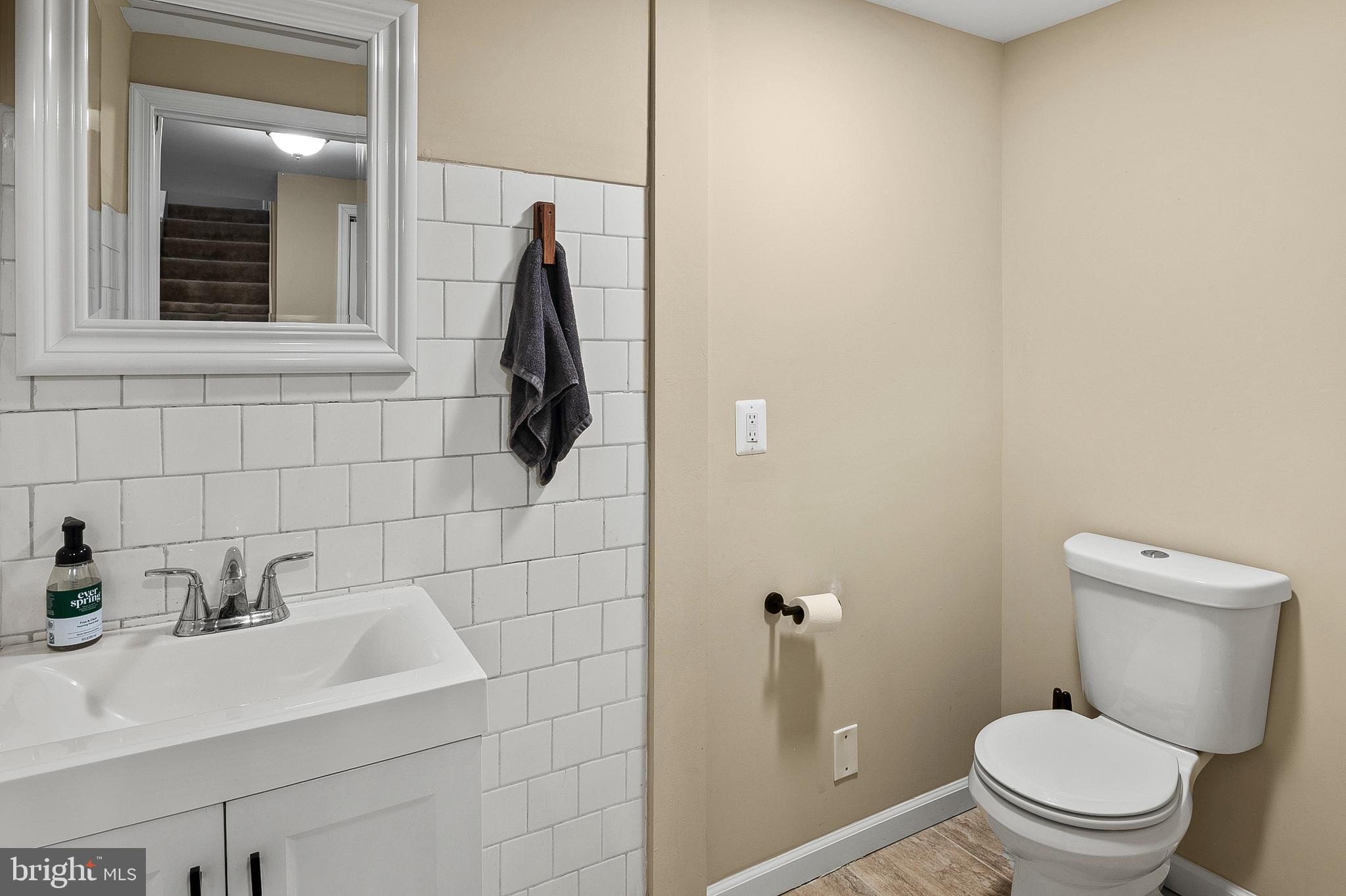 8318 Elvaton Road Millersville, MD 21108 - Photo 14 of 73