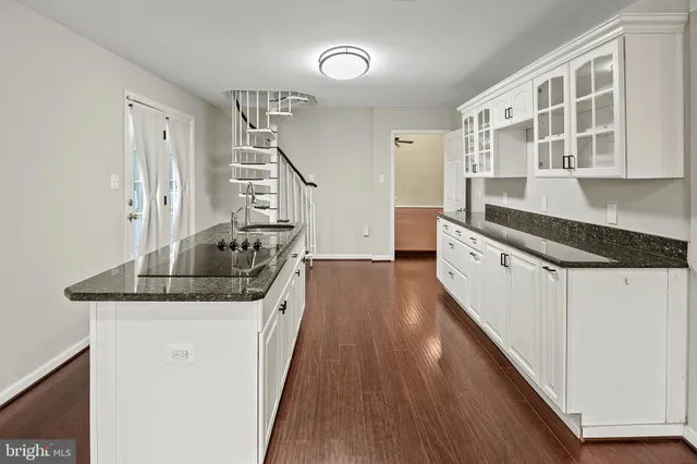 $899,900 | 8318 Elvaton Road, Millersville, MD 21108