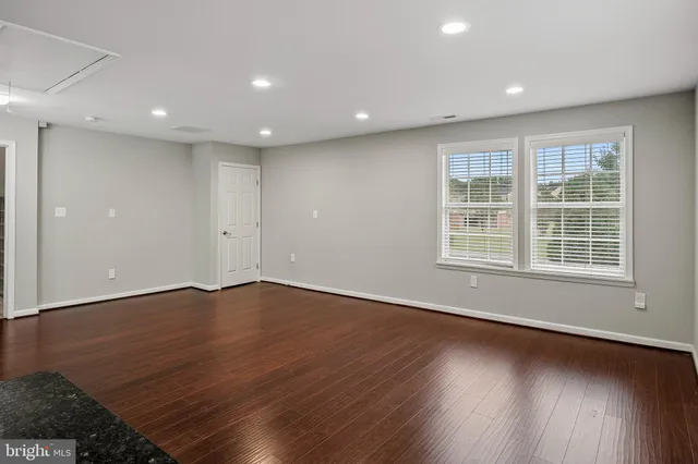 $899,900 | 8318 Elvaton Road, Millersville, MD 21108