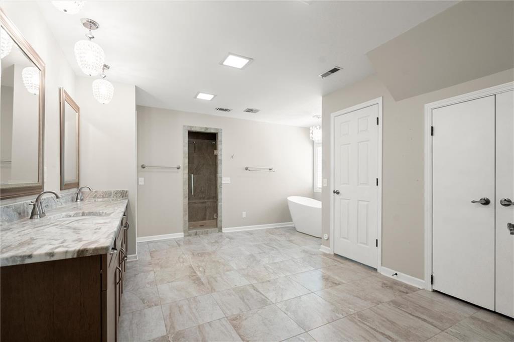 9335 Huntcliff Trace Atlanta, GA 30350 - Photo 53 of 113