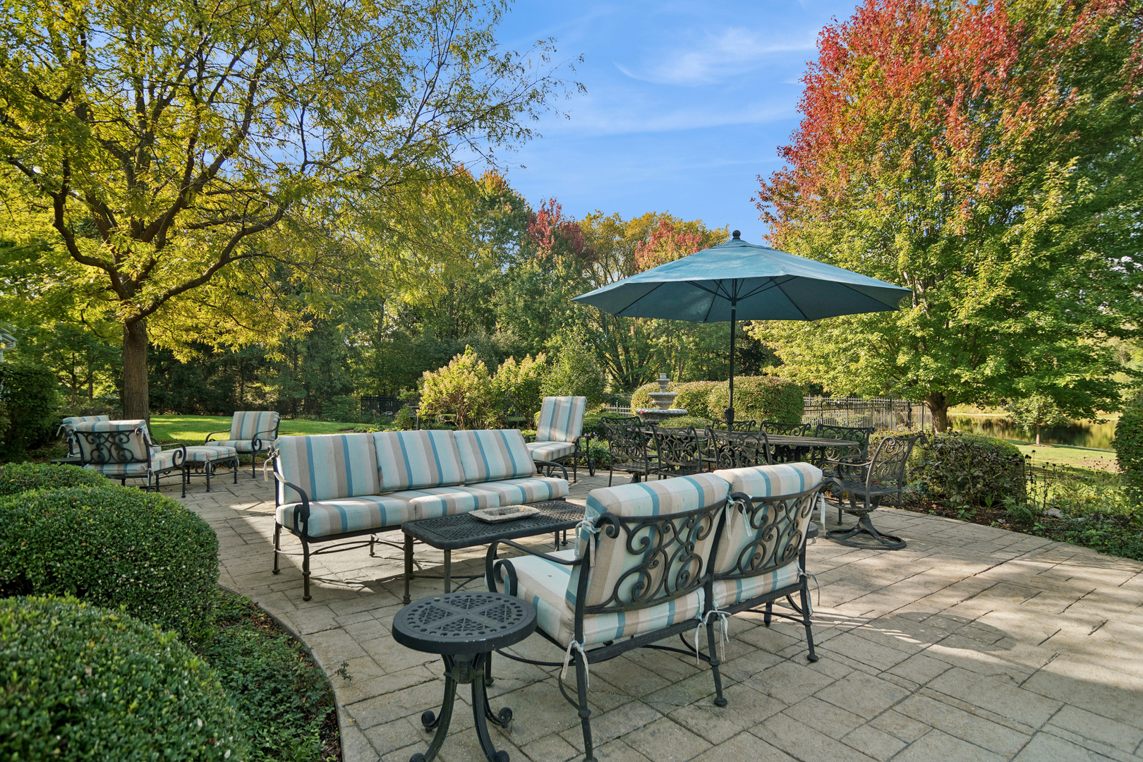 1987 Selkirk Court Inverness, IL 60010 - Photo 43 of 63 a view of backyard with seating space and trees
