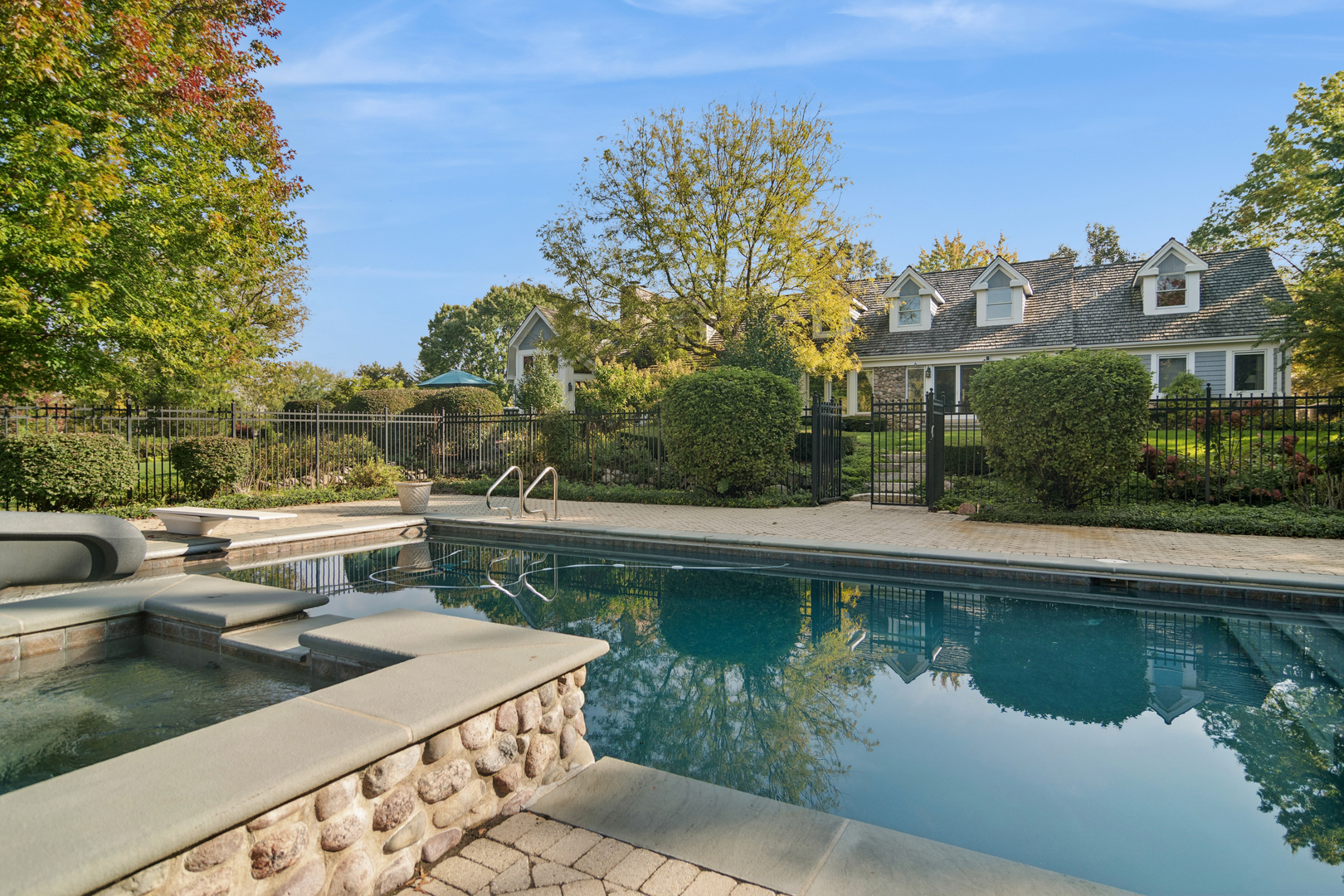 1987 Selkirk Court Inverness, IL 60010 - Photo 47 of 63