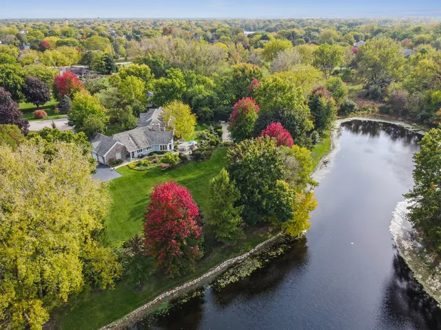 $1,559,000 | 1987 Selkirk Court, Inverness, IL 60010