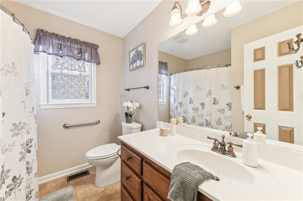 3415 South View Trail Gainesville, GA 30506 - Photo 31 of 65