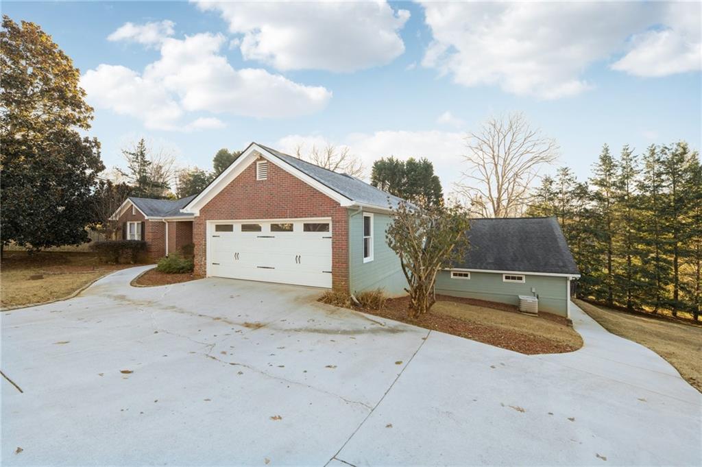 3415 South View Trail Gainesville, GA 30506 - Photo 4 of 65