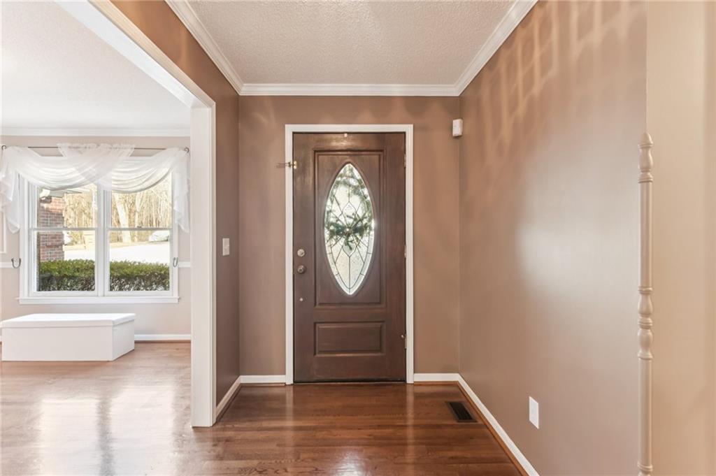 3415 South View Trail Gainesville, GA 30506 - Photo 6 of 65 a view of livingroom with furniture and wooden floor