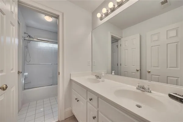 $575,000 | 225 Crescent Moon Way, Canton, GA 30114