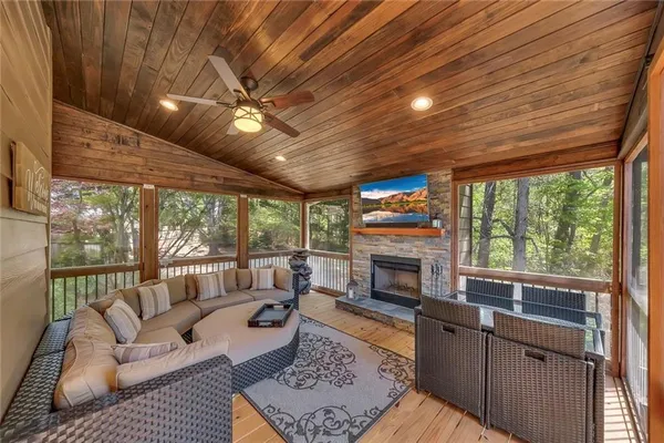 $575,000 | 225 Crescent Moon Way, Canton, GA 30114