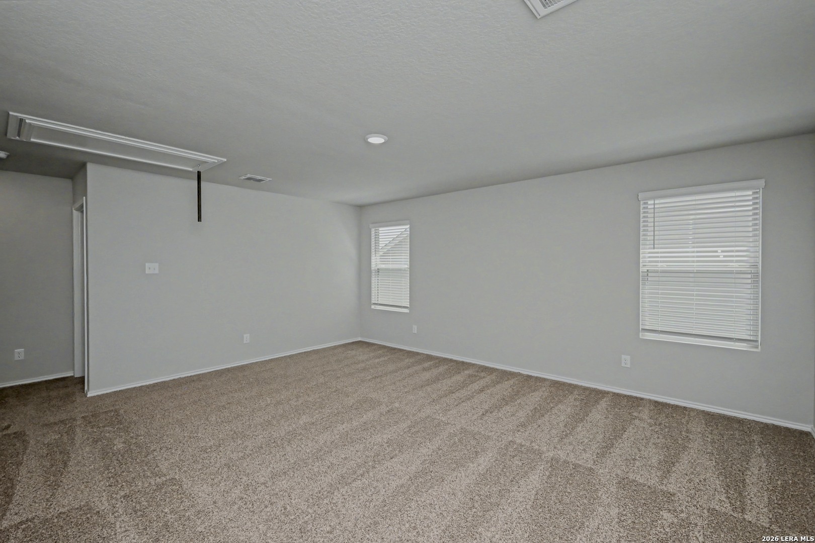 5602 Daniel Way St. Hedwig, TX 78152 - Photo 11 of 20