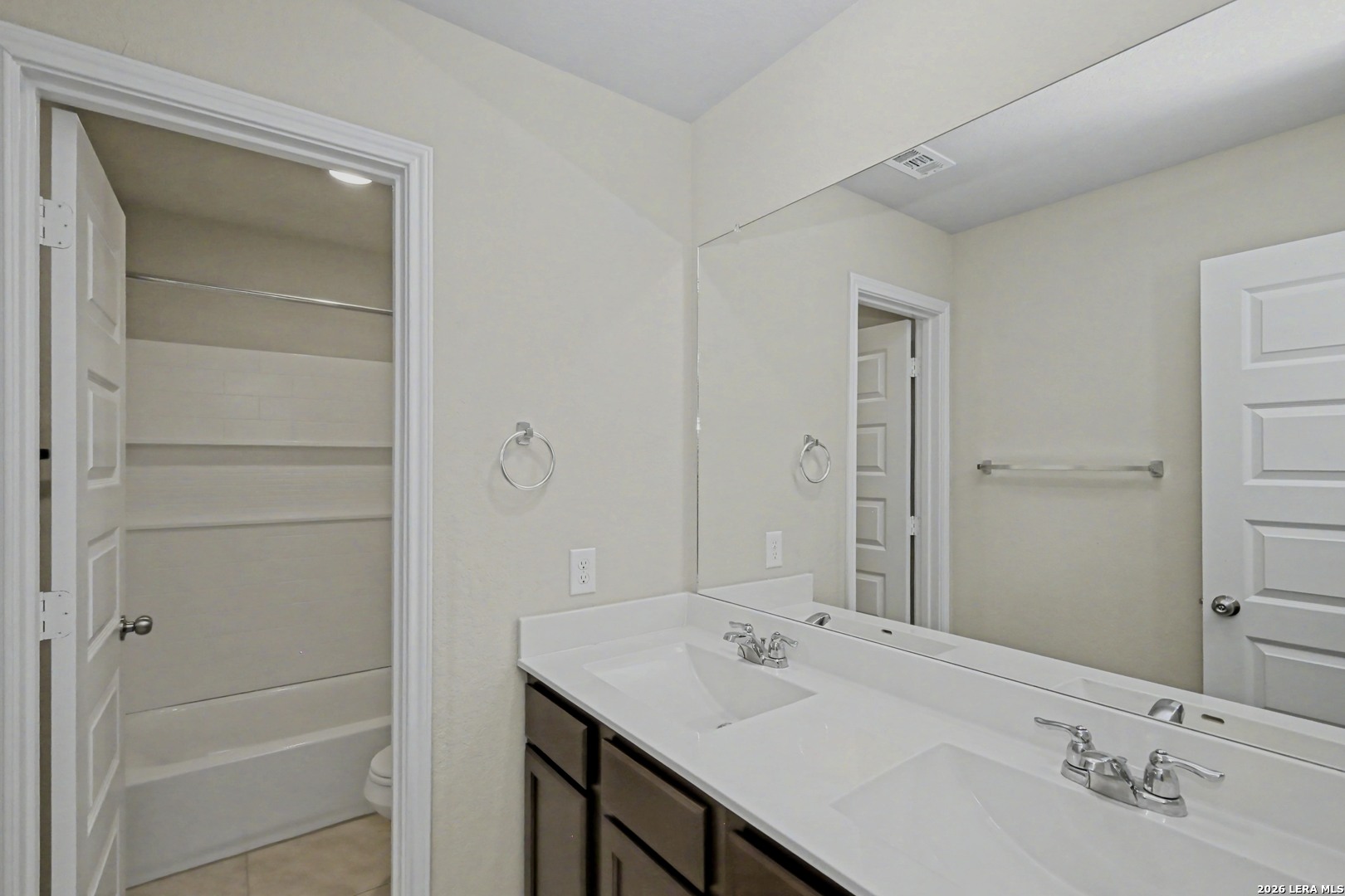 5602 Daniel Way St. Hedwig, TX 78152 - Photo 16 of 20