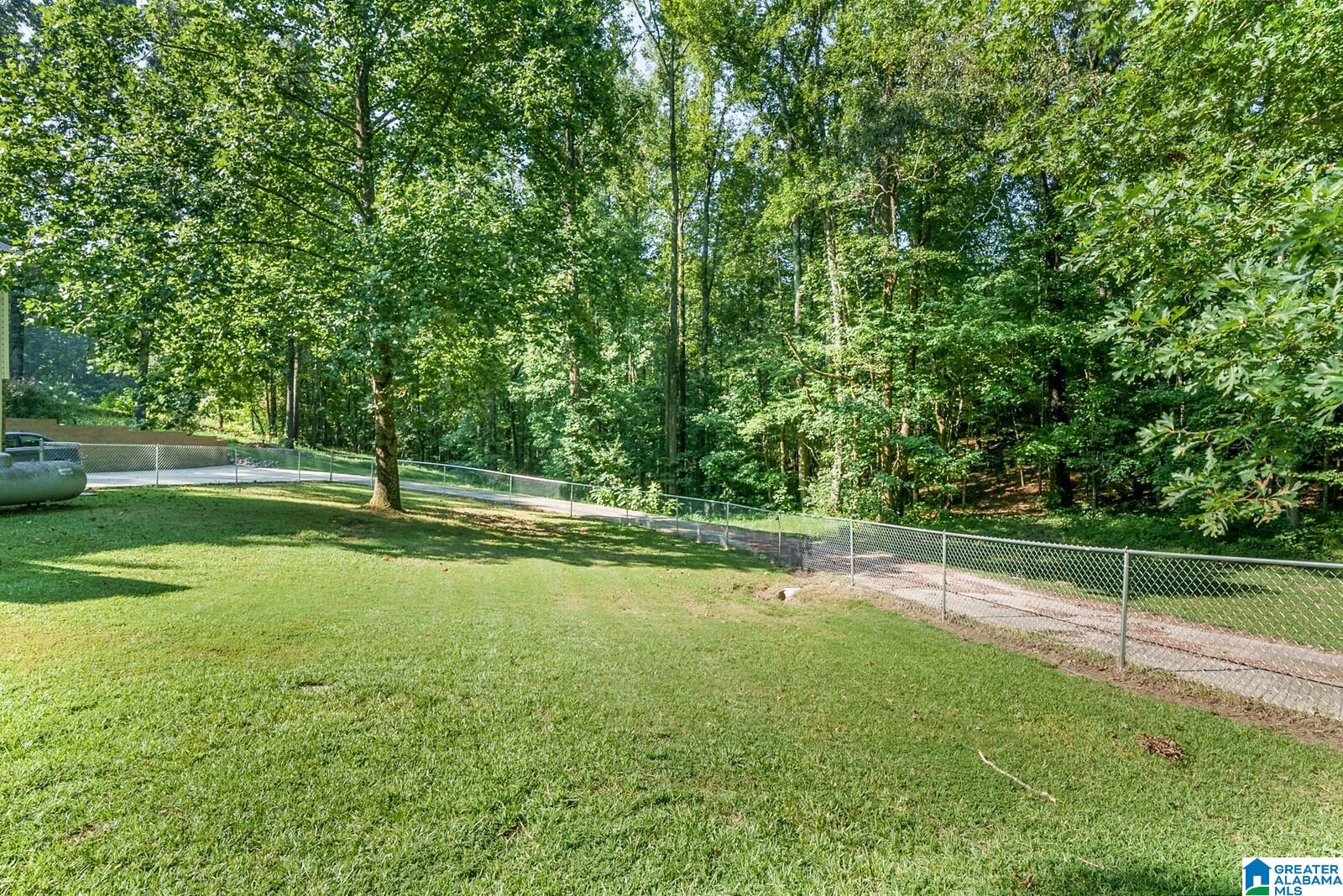 2136 Morton Road Warrior, AL 35180 - Photo 29 of 34