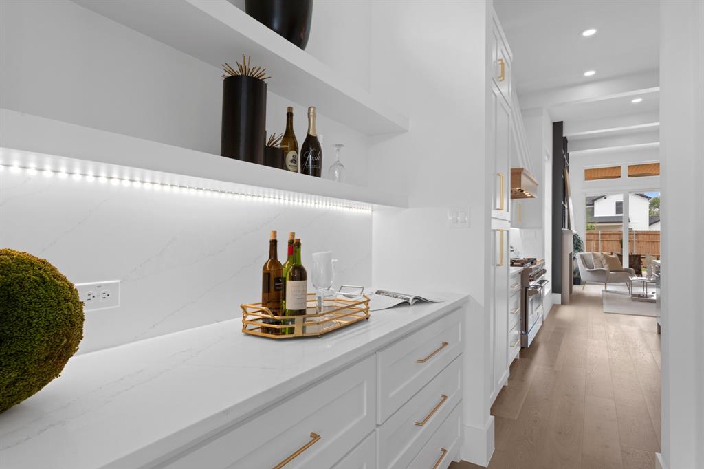 317 Rusk Street Roanoke, TX 76262 - Photo 9 of 29