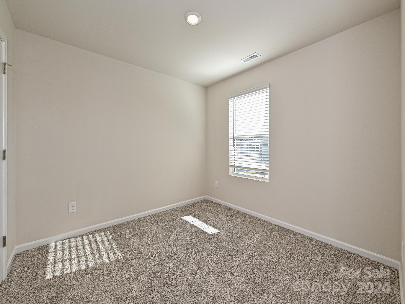 3029 Summit Oaks Road Charlotte, NC 28269 - Photo 9 of 21 Gallery Image 9