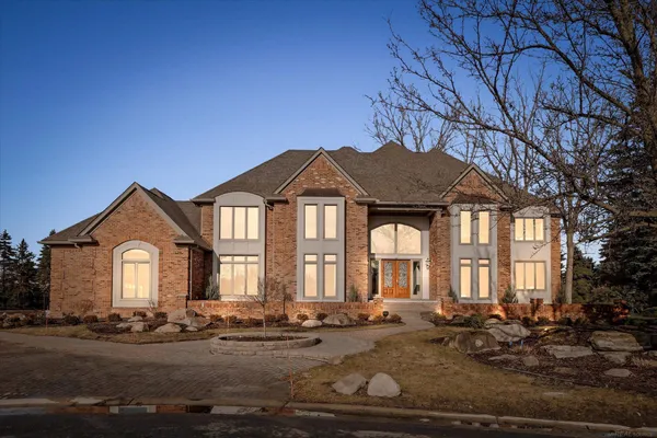 $1,350,000 | 19790 Westchester Drive, Clinton Township, MI 48038