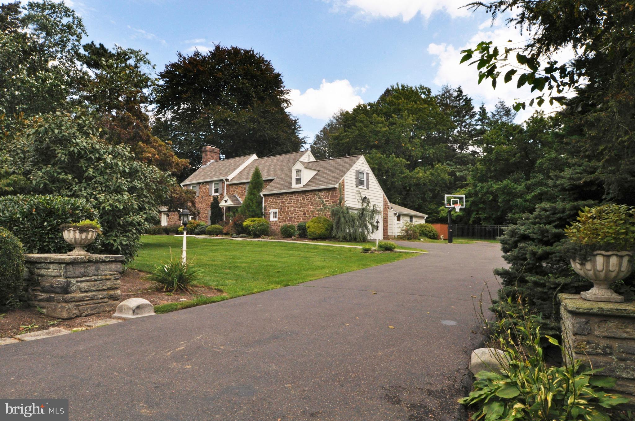 1638 Amity Road Rydal, PA 19046 - Photo 4 of 52 Front Exterior