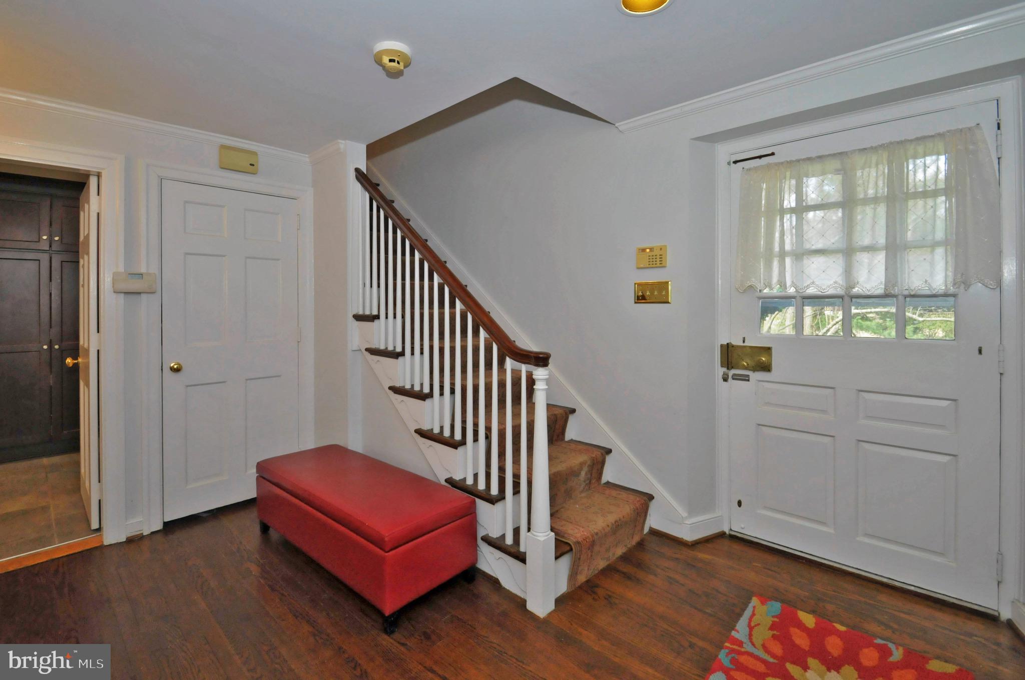 1638 Amity Road Rydal, PA 19046 - Photo 7 of 52 Foyer