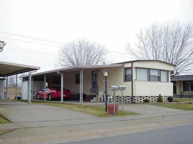 829 Youn Kin Street North Columbus, OH 43207 - Photo 1 of 1