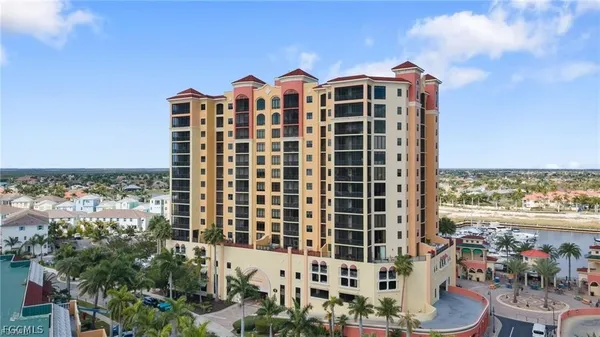 a close up of a microwave