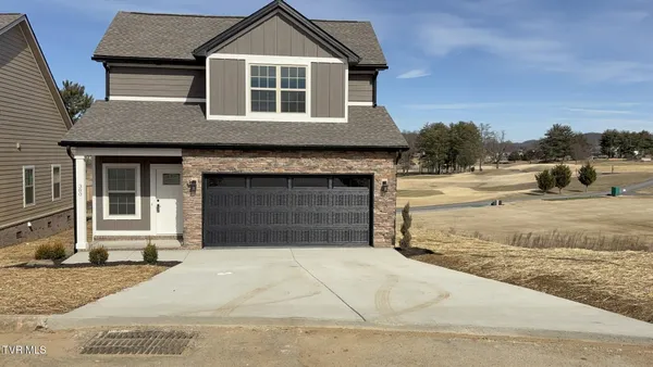$499,900 | 380 Monroe Drive, Bristol, TN 37620